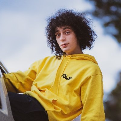 doduikroman's profile picture. Humoriste Capilairement Instable