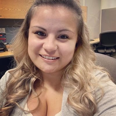 lee_rozze's profile picture. Love yourself and living awesome.