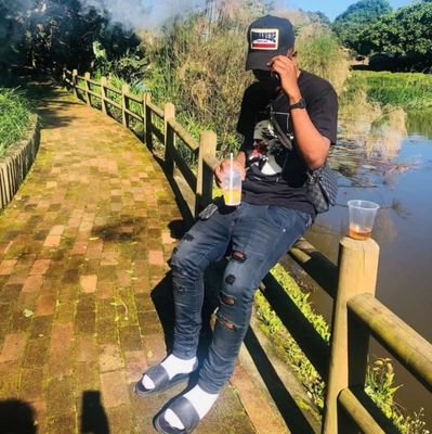 EvanPandor's profile picture. Calme et Discret 😑
Crypto, Ai Marketing , Investor 💰
Cook 👨‍🍳