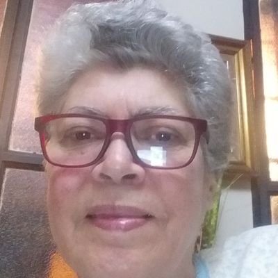 AnahelenaCordid's profile picture. Médico egresada de la UC, jubilada del  IVSS, lasallista y aspirante a escritora.
Correo: cerebrito52@gmail.com
Instagram: @anahelenacordidocastro