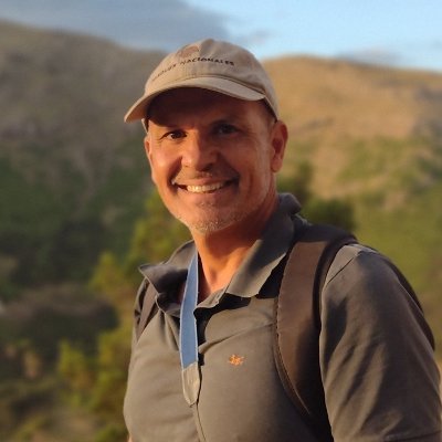 Victor Fratto es Licenciado en Gestión Ambiental radicado en Puerto Madryn.