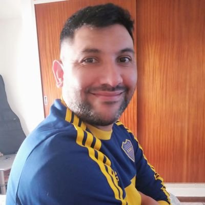 Hincha, fanático y socio de Boca jrs.
Creador de Senti.mientoxeneize/Instagram/ Facebook y distintos grupos de las disciplinas xeneizes