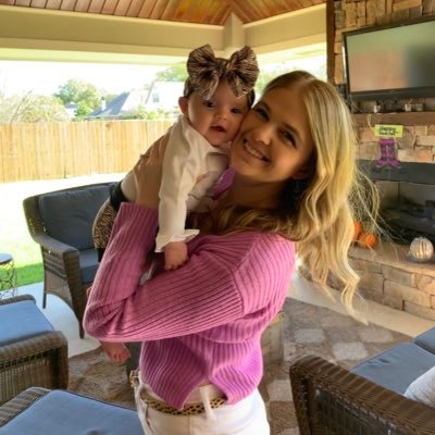 xoToriChristmas's profile picture. dreams unwind | love’s a state of mind