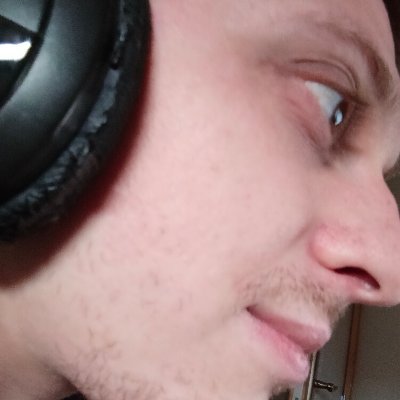 Awsser's profile picture. 1m60 de sympathie qui stream quand il a le temp

https://t.co/7CQXWzpmLB