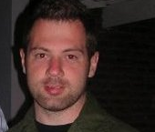 antas personas luchando contra horribles enfermedades tratando d ganar la lucha a la vida y otros se matan n vida con drogas