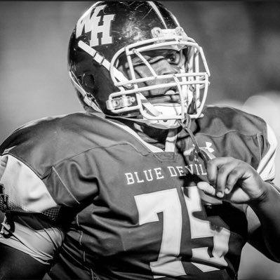 6’1, 280, C/O 2023,3.0gpa,Left Tackle, Winter Haven High school