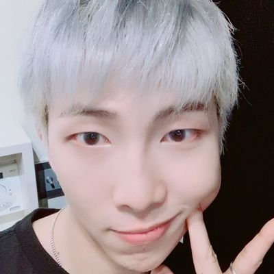 0hRUL82's profile picture. BTS & Aleatoriedades. Vivendo no álbum Love Yourself 'Tear' (fan account).