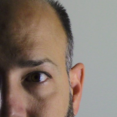 Erik Meira𦩠Profile