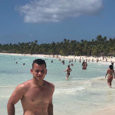 RBraccone's profile picture. 