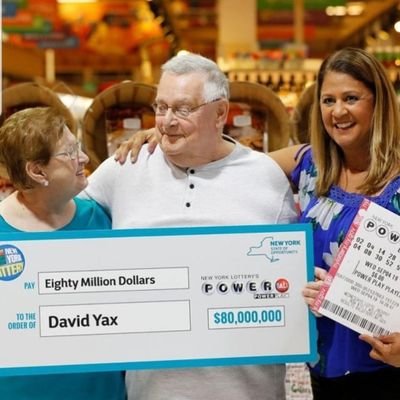 I'm David Yax New York Legitimate Powerball winner of $80 Million And I'm Here Hiven out $30,000 To My First  Followers Love Y'all DM  Me Now Thanks ❤🙏
