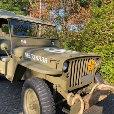 Private Twitter acount © /Tweets op persoonlijke titel © Hobby’s: Military history WW2 / Willy’s Jeep / Polar Bear Division / Board Member The Dutch Polar Bears