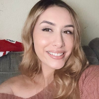 LenaaBee's profile picture. IG: @mjrugs_