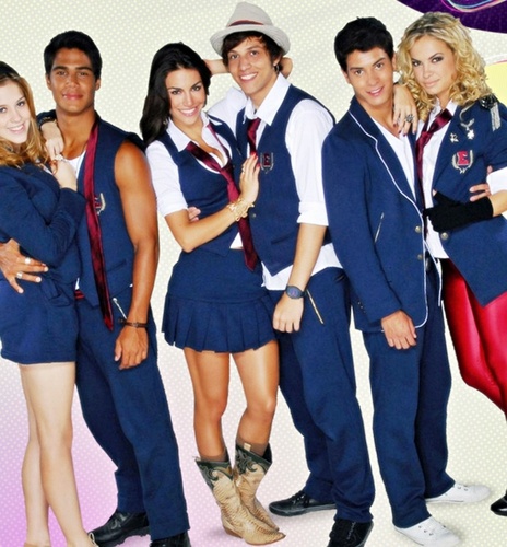 Nos somos Rebelde e voce ? vamos falar tudo sobre eles quem quiser pode mandar pergunta ! moderadoras : @gabrielatinker & @thaynaoliver_
FC : 22/07/2011