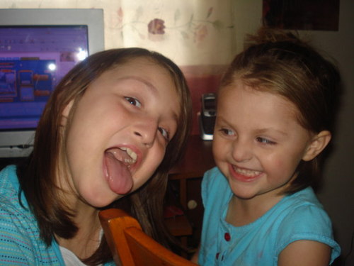 April334412's profile picture. I am 29, have two beautiful daughters Kailey (8) and Katie (4)