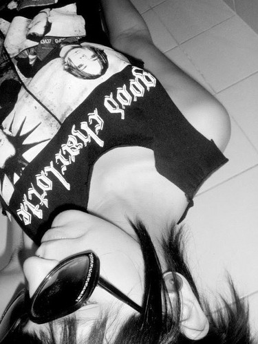 tome_suco's profile picture. amo rock , chocolate , twitter , msn , alargador , pircing e fake é teu cú (:
http://t.co/4dodvF2ESP