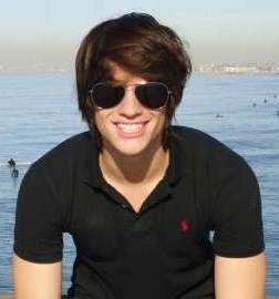 Joe_Karthalian's profile picture. Sou uma pessoa de varias opiniões. Gosto de coisas muito váriadas, como: Guitarra, Futebol, Volei, Nadar, Correr, Beki, Skate, Cavalos.. é isso aí!