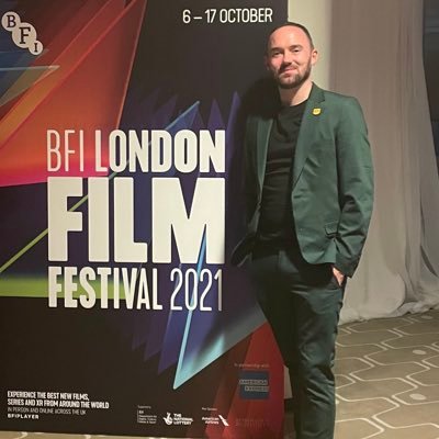 Irish Actor/Agent/Writer 🏳️‍🌈🇮🇪@WilliamsonHolme :: Agent @Simon_How :: @belfastmovie @playgoeswrong @WarHorseOnStage @Hollyoaks #HollowCrown @oldvictheatre