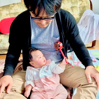 👧🏻娘8才⇒重症心身障害、脳性麻痺、てんかん 👦🏻息子5才⇒ADHD傾向、療育、加配。障害について勉強する日々📚 X⇒わが家の日常や意見のつぶやき。YouTube, note⇒わが家の日常や障害についての学び発信🌈『障害のある人も省かれることなくおしゃれを楽しめる服』インクルーシブウェア『Lamp』