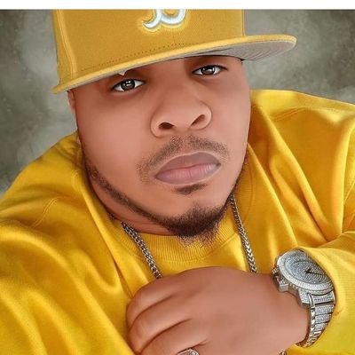 🇺🇸🇺🇸 📩 Message me if you need any kind of 💫💫 graphic designs like 🌟 HD Cartoons portrait , Logos,🎌 flyers,Mixtape cover, 🎨 Animated Cartoon📹 videos