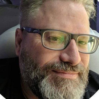 MatdlaNin's profile picture. Co-propriétaire de la Ninkasi Bar & Bistro
Rôliste, fan de sport et de science