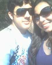 O sol se pois mais um dia se foi,n sei se fiz tudo oq deveria ter feito, mais sei q fiz o mais importante....Me lembrei de VC...
        TEAMO DHIEGO...S2