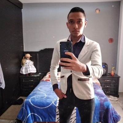 Sencillo,Humilde,De un carácter pal perro pero un corazón enorme
