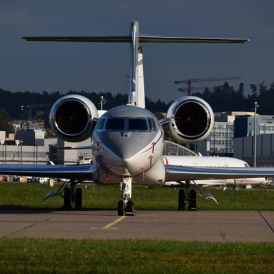 Swiss movements
LSZH

If you took a pic at Zurich Airport use #zrhmovements for retweet

19 year old hobby photograph. 
Aviation Love