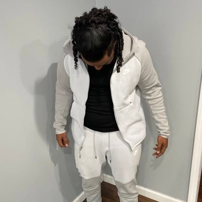 FaithfulWizdom's profile picture. Stand On Business 🥷