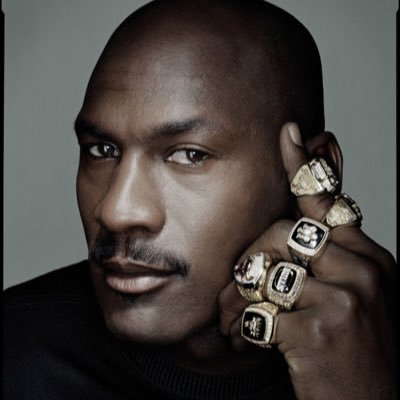 tho08399204's profile picture. 