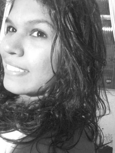 lehrodrigz's profile picture. Guitarrista , compositora  .. maluca E Me Amo