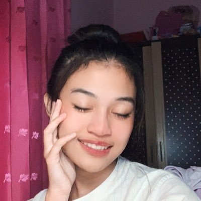 roxanne_btrc's profile picture. 𝓭𝓸𝓷𝓽'𝓽 𝔀𝓪𝓷𝓷𝓪 𝓫𝓮 𝓵𝓸𝓷𝓮𝓵𝔂, 𝓳𝓾𝓼𝓽 𝔀𝓪𝓷𝓷𝓪 𝓫𝓮 𝔂𝓸𝓾𝓻𝓼