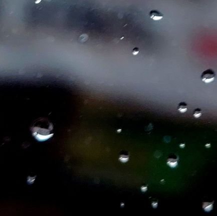 Surya52643126's profile picture. 