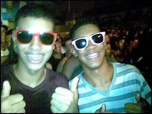 solteiroo..enrroladoo..casado.. ah oq vc quiser com vc... :))