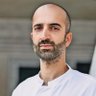 Celik_Chn's profile picture. Dr. med. Cihan Çelik, Sektionsleiter Pneumologie am Klinikum Darmstadt. FAS Interviewserie "Wie ist die Lage, Herr Doktor". Medizin und Humanismus.