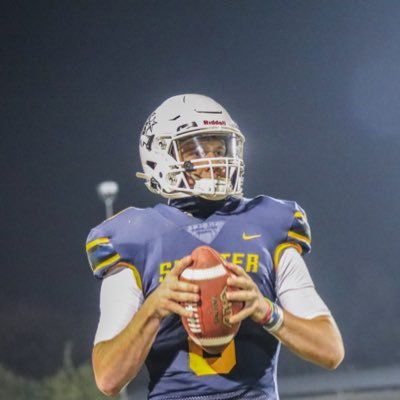 Quarterback for the Tabor College Bluejays • Class of 2026 • 2021 BVarsity Athlete of the Year • FFX Athlete of the Year • OD All American• 22jaystreet