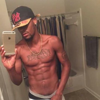 OFFICIAL # #20wun Recording Artist, Prod. Company CEO, Writer, Photo/Videographer - IG: @Kyngdubofficial @KyngDubFanPage