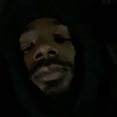 blackgeek_'s profile picture. 