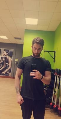 LatinaaTrader's profile picture. Latina energy in bull markets. 💃