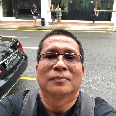 isantosos's profile picture. 