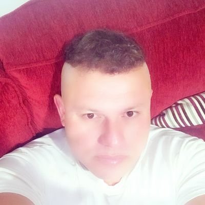 Elvis04150141's profile picture. Jugar aser ejercicios y asquiar