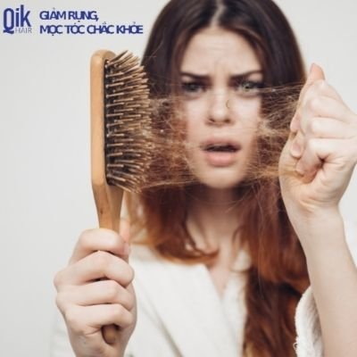Rụng tóc là tình trạng rối loạn khi số lượng tóc rụng nhiều bất thường hơn số lượng tóc mọc.