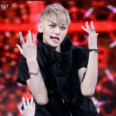 Huang Zitao is an inspiration, too amazing to be human.

If you're an HL and only like and RT Huang Zitao stuff, please let me know 🙏🙏🙏🙏