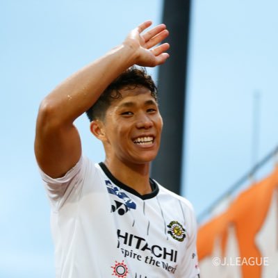 プロサッカー選手/Kashiwa Reysol#2/ジム経営/NSCA-CSCS/NASM-PES/アスリートのための睡眠バイブル/現役Jリーガーのトレログ @mh_training_log https://t.co/1SIyO139ax