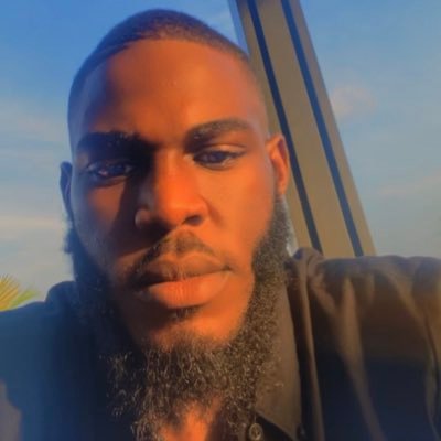 Constructively selective. Still that Legend😏 sc: o_dubem