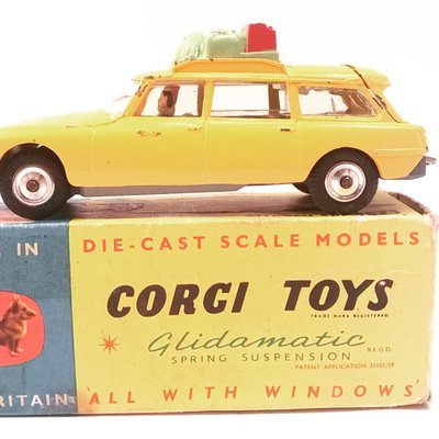 Vintage tin, diecast, steel toys, paper ephemera, collectibles, car parts, more! 0-1 day handling! Global shipping. Follows, genuinely retweets, and likes!