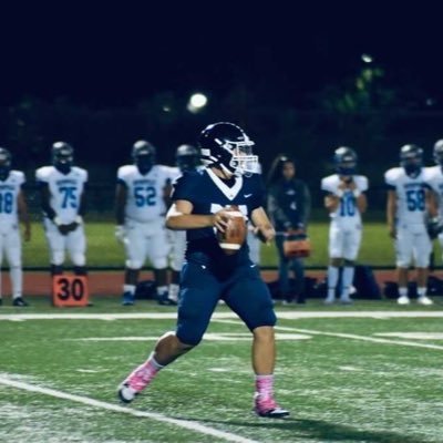 NBHS Class of 2024🦓🏈 5’10 180 QB || 2.6 GPA HC:steveglu47@gmail.com Personal:joshgoat2005@gmail.com