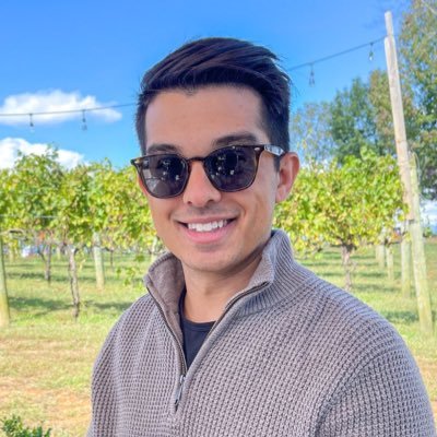 mcintoshjm's profile picture. Co-Founder @divvyupsocks