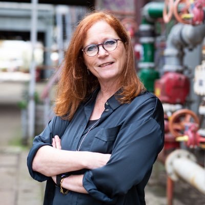 DesireeHobbelen's profile picture. moeder van 2, ❤️🤍💛oeteldonker