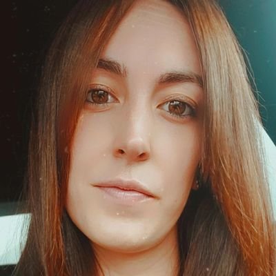 Graduada en Derecho. Máster de acceso a la Abogacía.
Recordad que es mejor quemarse que apagarse lentamente.