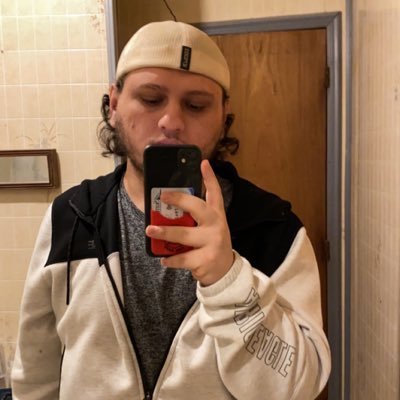 ElijahB1424's profile picture. 